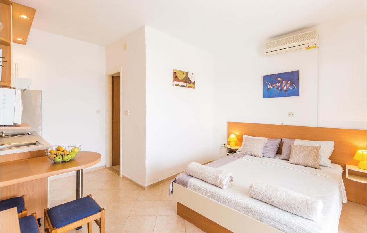 Lovely Apartment In Brela With House Sea View Kültér fotó